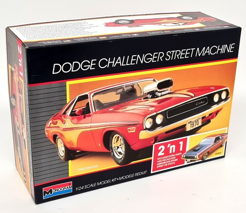 Monogram dodge challenger - 1/24,