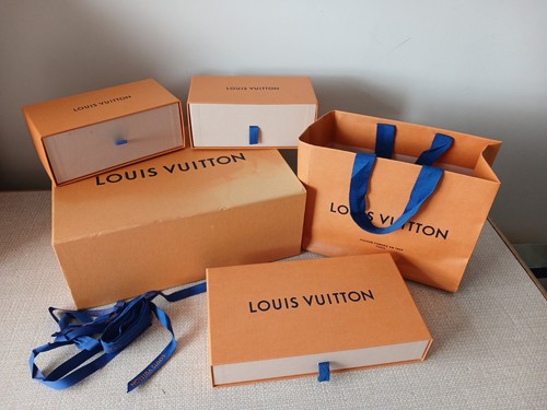 Louis vuitton empty drawer - ,