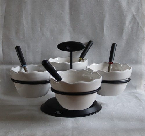 Revolving condiment set - revolving,
