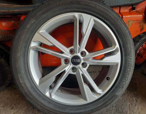 Genuine audi alloy - 19",