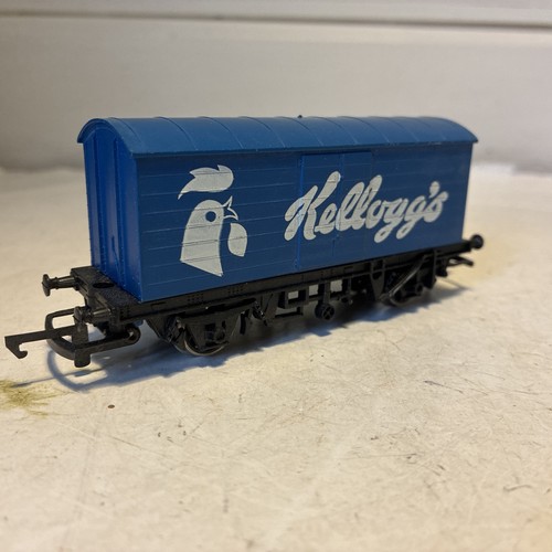 Hornby r222 kelloggs closed - hornby,