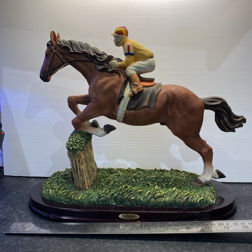 Statue race horse and rider - race,