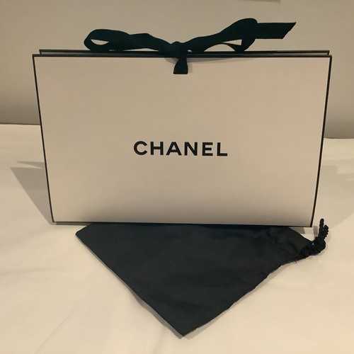 Chanel empty rectangular gift - chanel,