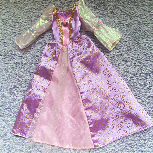Beautiful 2001 barbie - 2001,