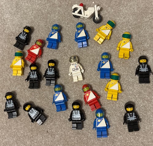 Lego space minifigures - lego,