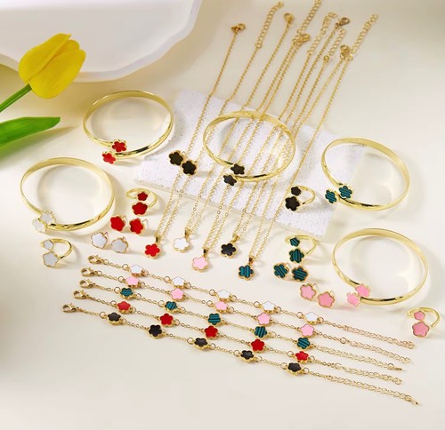 Necklace bracelet gold clover - bracelet,
