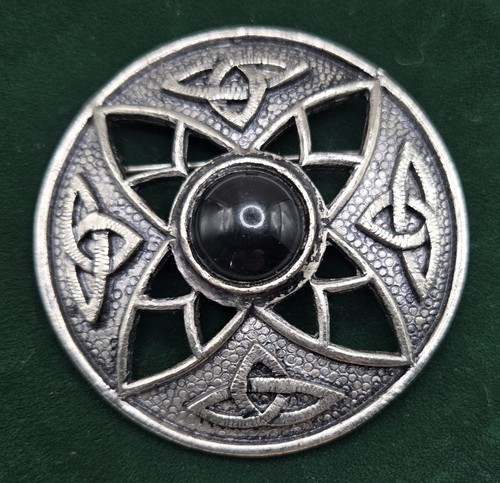 Vintage celtic trinity - vintage, knot