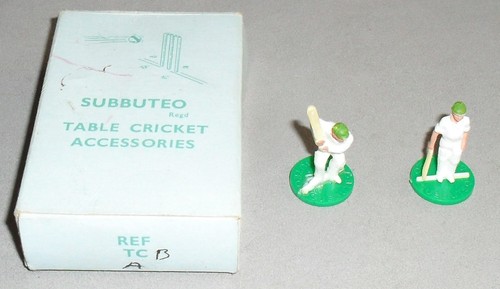 Subbuteo table cricket - subbuteo,