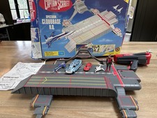 Captain scarlet spectrum - captain,