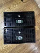 2 Black Plastic Samuel Smith