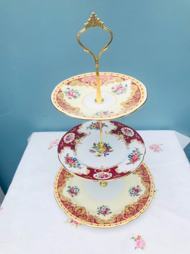 Pretty tier cake - 3, stand