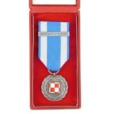 4697 WW2 AVIATON ORDER MEDAL