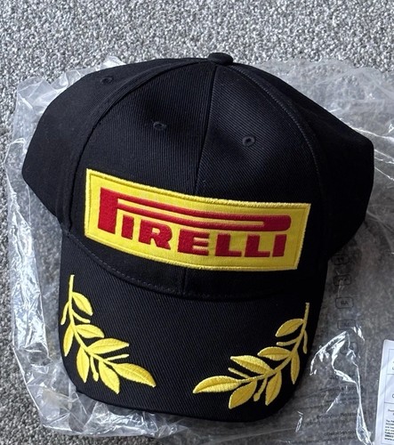 Pirelli semi podium - semi, art