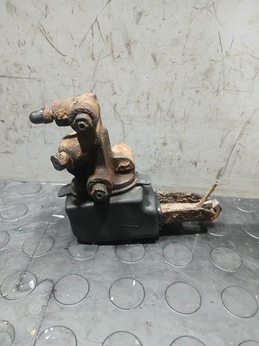 Nissan navara d22 brake valve - nissan,
