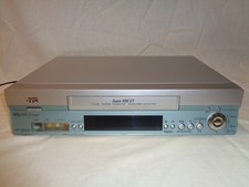 JVC S-VHS Super VHS ET Video Cassette Recorder / VCR (HR-S8850)