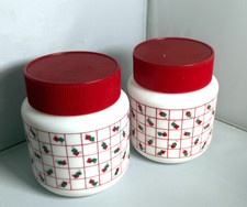1980s Retro Vintage Kitchen