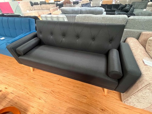 Brand new madonna seat black - 3,