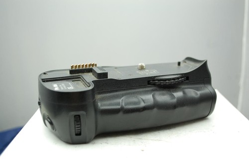 Nikon d300 battery - battery, grip