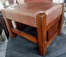 Antique Arts & Crafts Mission Quarter Sawn Oak Footstool w Brown Leather Top