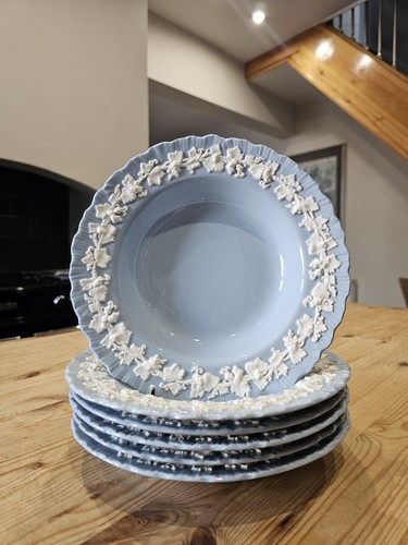 Wedgwood embossed - 6, x