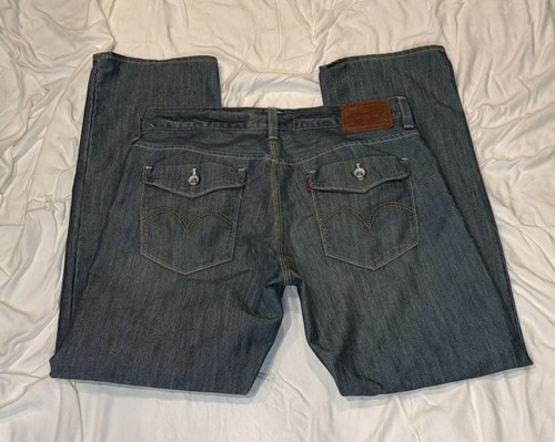 Levi the original jeans - the,