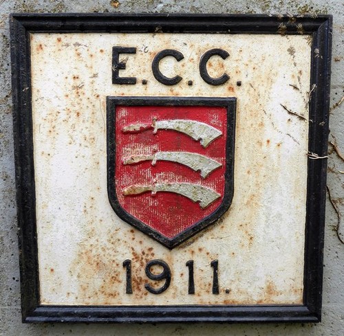 Photo 6x4 old bridge - marker, on