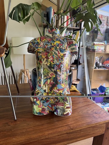 Pair custom marvel - of, comic