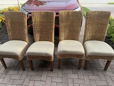4 Dining Chairs. Very