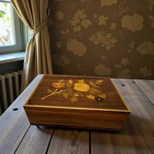 Classic Inlaid Wooden Musical