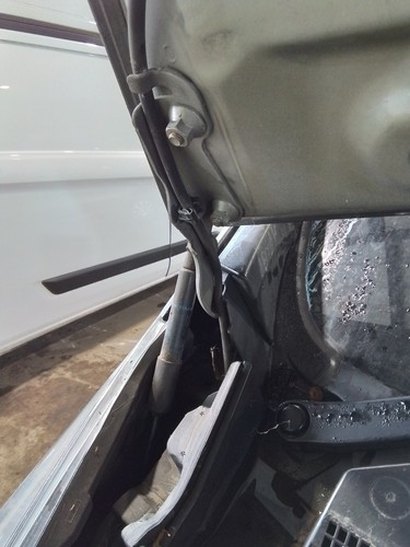 Bonnet hinge vauxhall - bonnet,