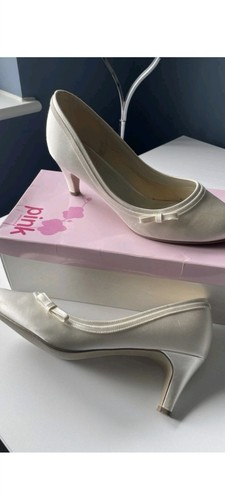 Pink ivory satin - pink, court