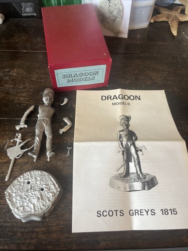 Dragoon models 90mm white - models, (?)