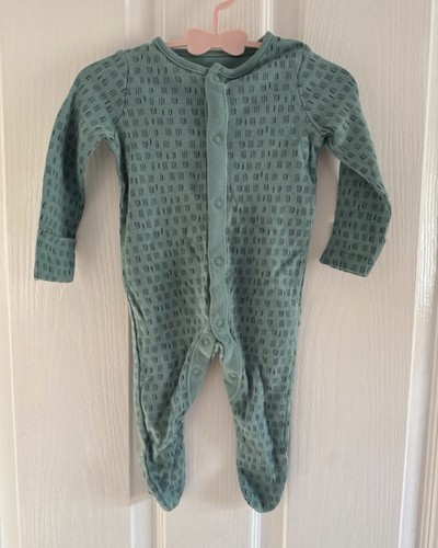 Sleep suit to - suit, up