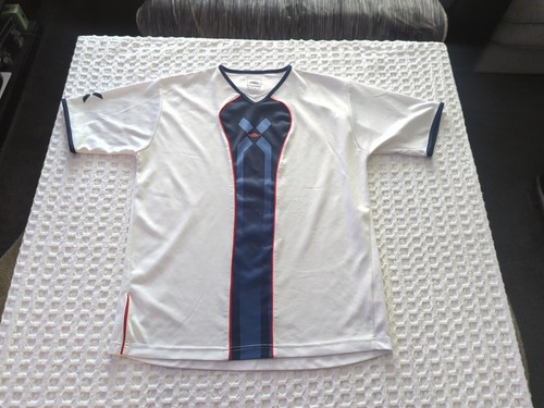 Vintage white umbro football - umbro,