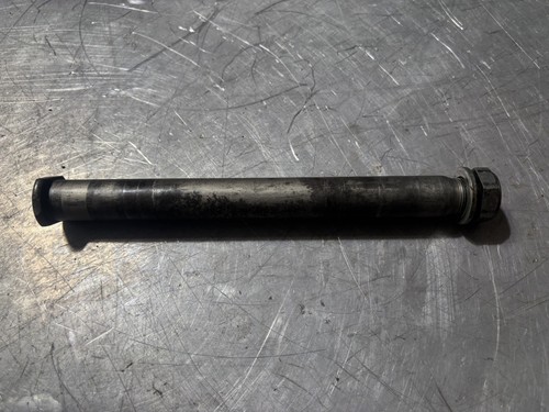 Yzf 250 rear - wheel, spindle