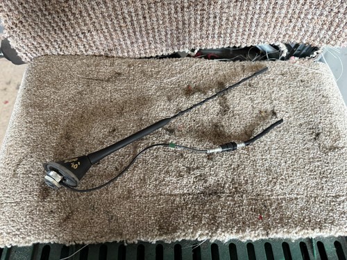 Fiat 500 antenna - antenna, radio