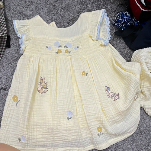 Peter rabbit smocked muslin - peter,