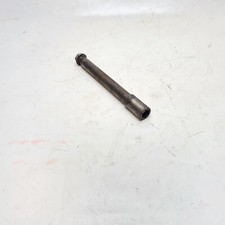 YZF 250 2006 - 2009 FRONT WHEEL SPINDLE BOLT (2007, 2008)