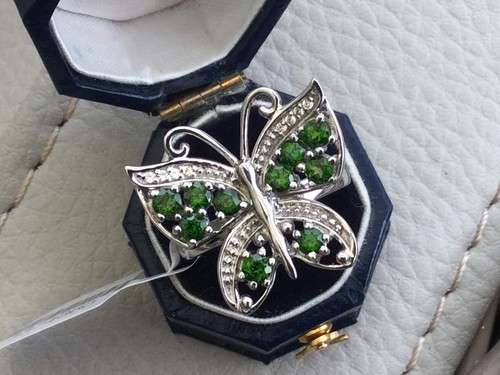 Platinum 925 sterling - on,