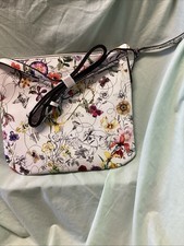 New Women's PRETTY Floral Design  Hand Bag With Matching Purse Set
