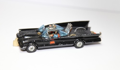 Corgi 267 batmobile good - -,
