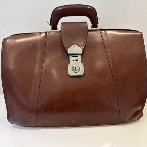 Vintage brown leather - leather, doctor