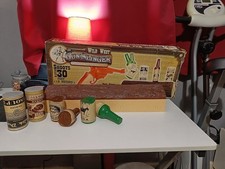 Retro 2004 Wild West Gunslinger Shooting Set Game Toy MISSING GUN but good con.