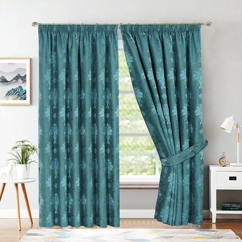 Luxury pencil pleat curtain - pencil,