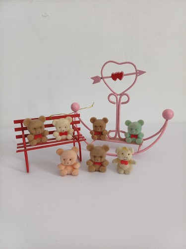 Vintage 80s fuzzy - fuzzy, flocked