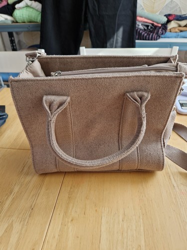Bnwot wool feel - bnwot, handbag