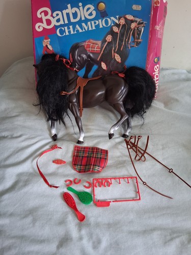 Vintage barbie champion - vintage, horse