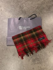 Johnstons of Elgin BNWOT Red