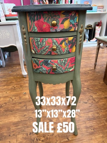 Green painted wood - painted,