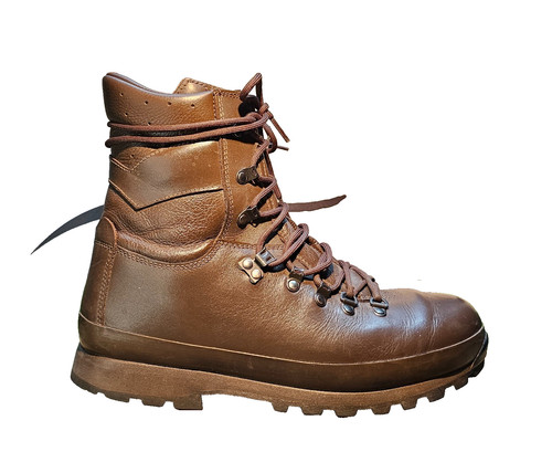 Altberg defender lightweight - altberg,